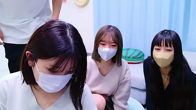 HaruruHappy online show from 01-17-25, 02:07