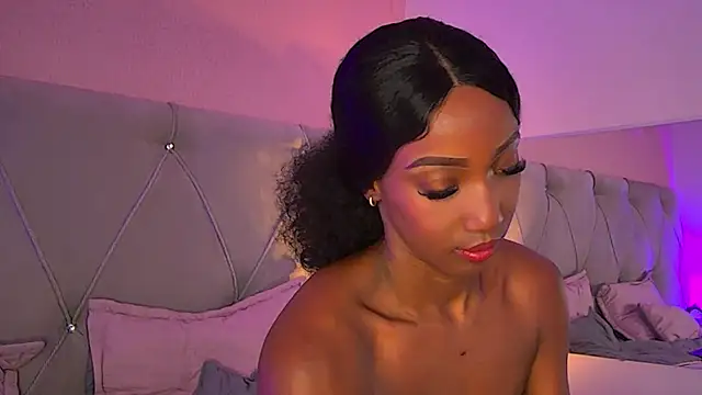 Snapshot of FiorelaLenin chatting on 03-20-25, 07:57 FiorelaLenin online show from 03-20-25, 07:57