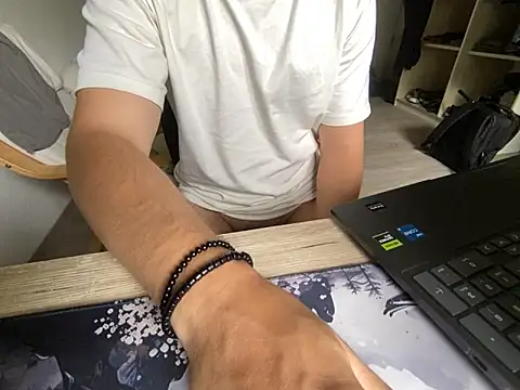 Lion132233 online show from 06-03-26, 04:34