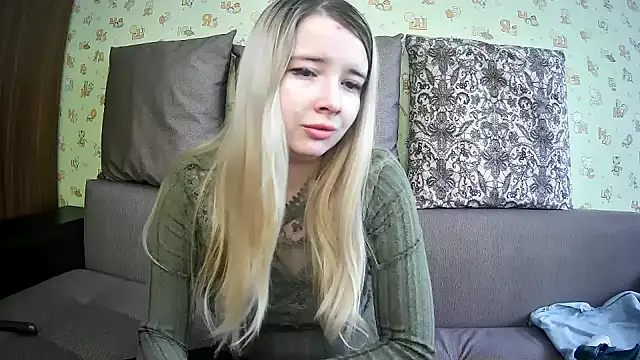 ViolaCandy online show from 03-11-25, 05:27