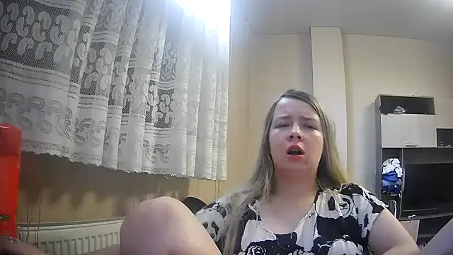 ViolaCandy online show from 10-28-25, 08:07