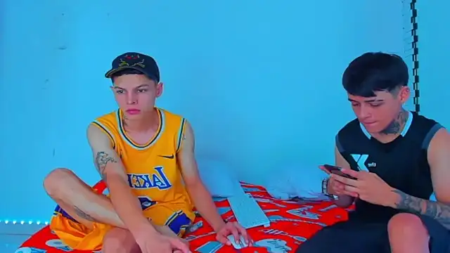 HOT boy2025 online show from 01-10-25, 06:06