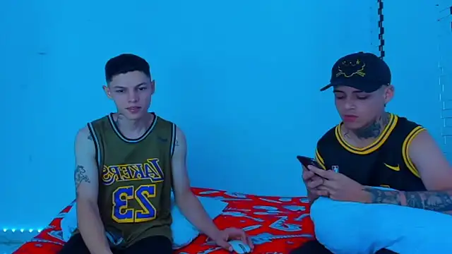 HOT boy2025 online show from 01-18-25, 10:06