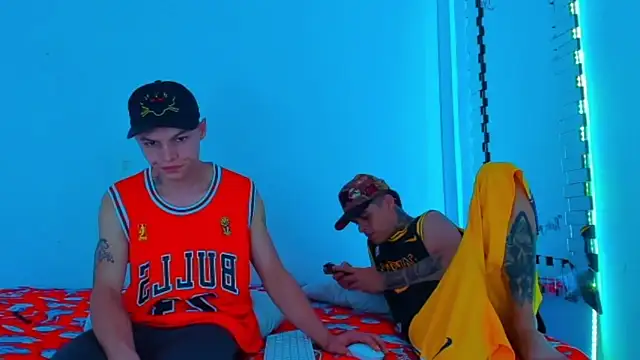 HOT boy2025 online show from 02-16-25, 10:43