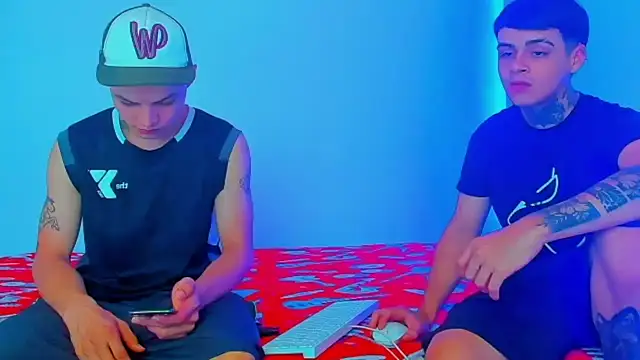 HOT boy2025 online show from 03-09-25, 08:42