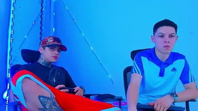 HOT boy2025 online show from 10-18-25, 01:41