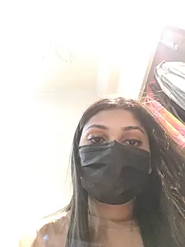 Snapshot of Sonam-378 chatting on 02-18-25, 06:37 Sonam-378 online show from 02-18-25, 06:37