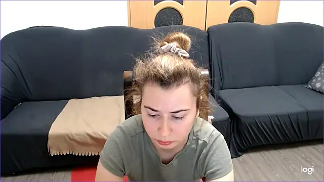 VioletaFlower7 online show from 12-13-24, 09:09