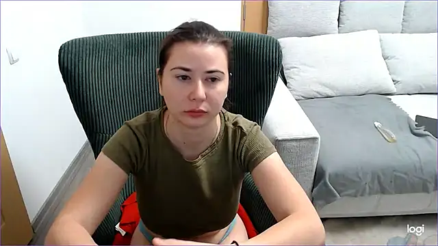 Snapshot of VioletaFlower7 chatting on 10-05-25, 09:07 VioletaFlower7 online show from 10-05-25, 09:07