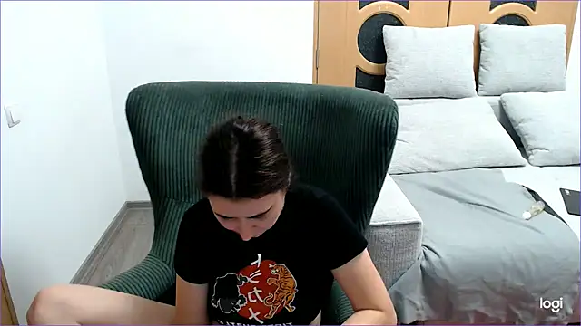 Snapshot of VioletaFlower7 chatting on 11-08-25, 08:18 VioletaFlower7 online show from 11-08-25, 08:18