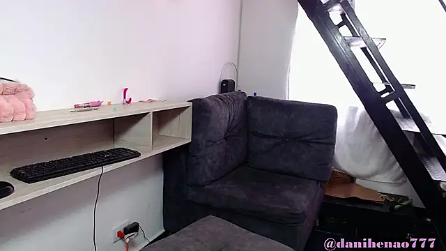 Misssofya online show from 01-24-25, 04:06