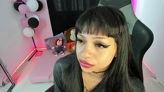 zoesullivan online show from 12-09-24, 01:02