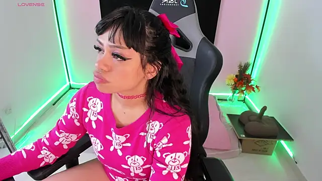 zoesullivan online show from 12-30-24, 09:48