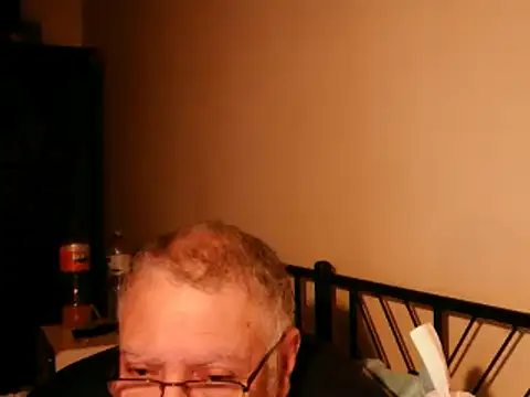 100Tauros online show from 10-15-25, 04:01