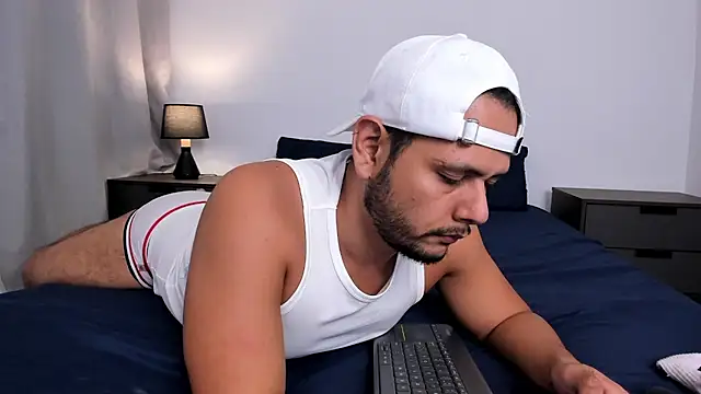 Snapshot of Nate_Ocean chatting on 02-24-26, 01:14 Nate Ocean online show from 02-24-26, 01:14