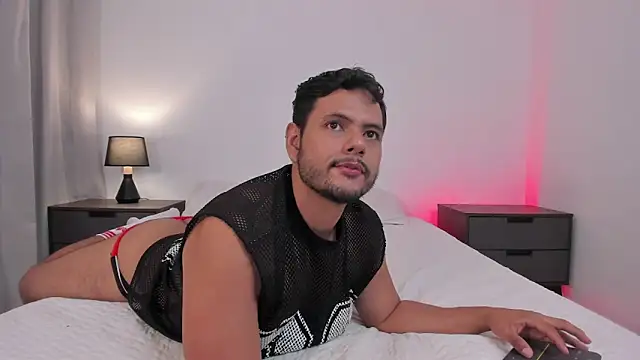 Snapshot of Nate_Ocean chatting on 03-08-26, 03:21 Nate Ocean online show from 03-08-26, 03:21