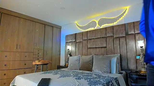 Snapshot of petterwilly1 chatting on 03-04-26, 03:07 petterwilly1 online show from 03-04-26, 03:07