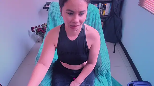 gigi stephans online show from 06-13-26, 02:48