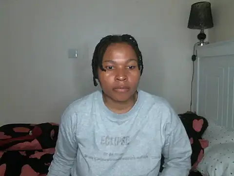 Snapshot of R-thequeen chatting on 12-01-24, 05:13 R-thequeen online show from 12-01-24, 05:13