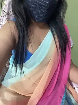 Snapshot of Hottest_Tamil chatting on 02-18-26, 03:08 Hottest Tamil online show from 02-18-26, 03:08