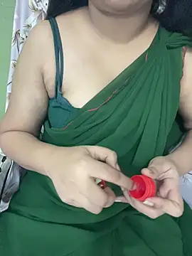 Snapshot of Hottest_Tamil chatting on 03-14-26, 11:32 Hottest Tamil online show from 03-14-26, 11:32