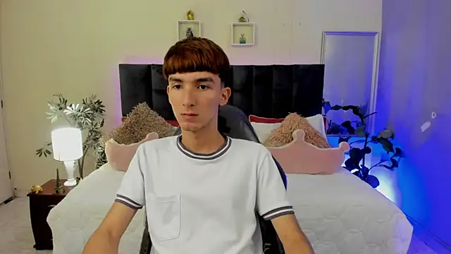 Jake evans online show from 05-05-26, 01:41