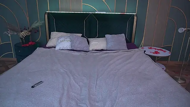 MonAmourrrR online show from 03-20-25, 10:21