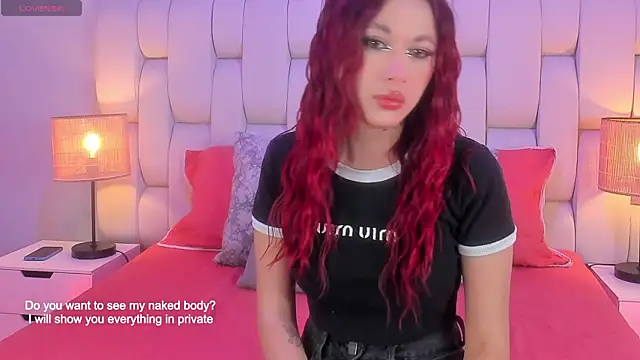 SkinnyFoxy online show from 05-17-26, 07:21