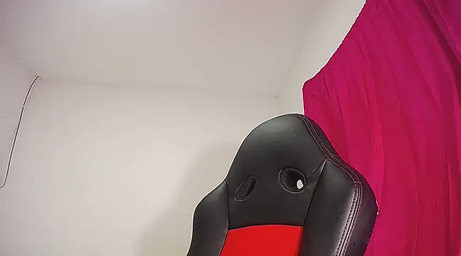 Sashabreck online show from 02-13-25, 02:56