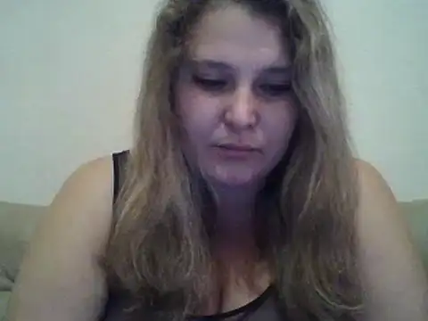 ParisMimi online show from 10-15-25, 10:15