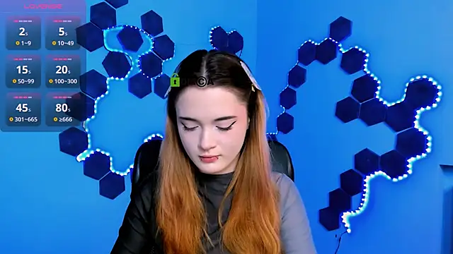 liana kisses online show from 12-04-25, 08:06