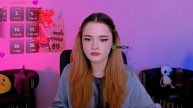 liana kisses online show from 12-17-25, 08:59