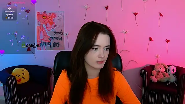 liana kisses online show from 04-28-26, 02:49