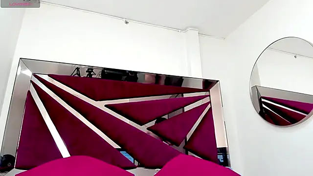 BarbaraKnox  online show from 06-11-26, 06:17