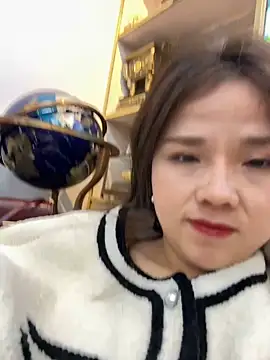 Efangfang online show from 01-09-25, 02:07