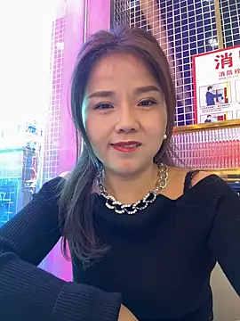 Efangfang online show from 01-10-25, 08:29