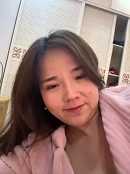 Efangfang online show from 01-30-25, 04:55