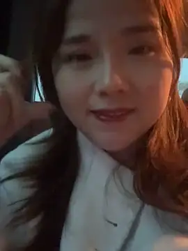 Efangfang online show from 02-03-25, 09:52