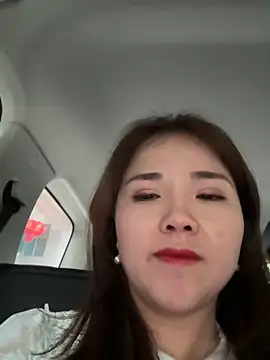 Efangfang online show from 02-07-25, 09:26