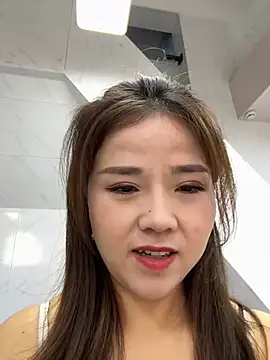 Efangfang online show from 02-23-25, 05:12