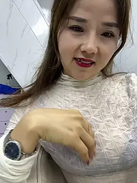 Efangfang online show from 03-04-25, 10:46