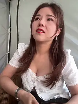 Efangfang online show from 03-14-25, 07:04