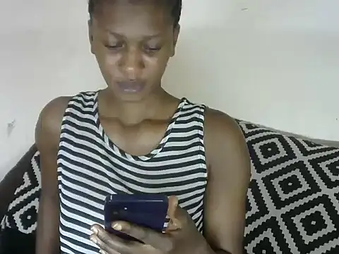 Pretty-emmie online show from 02-19-25, 02:01