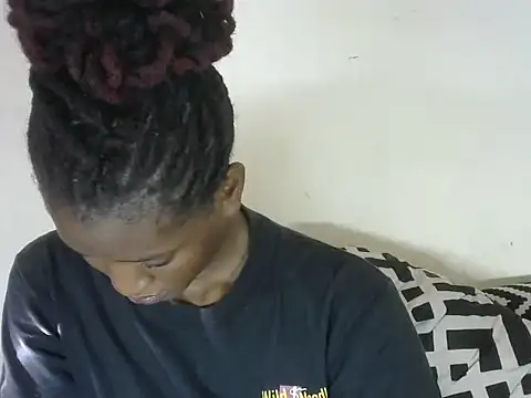 Pretty-emmie online show from 02-21-25, 01:33