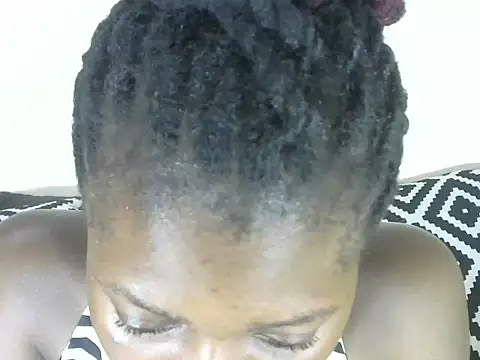 Pretty-emmie online show from 02-24-25, 09:20