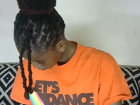 Pretty-emmie online show from 03-06-25, 08:16