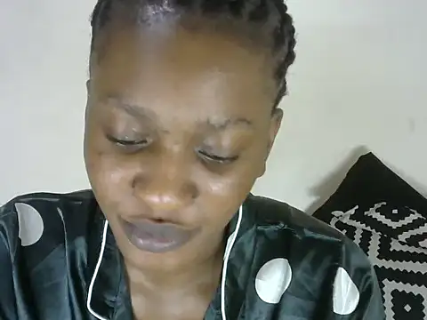 Pretty-emmie online show from 03-08-25, 12:11