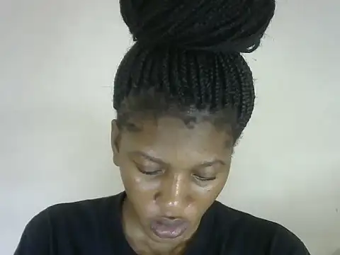 Pretty-emmie online show from 10-04-25, 11:30