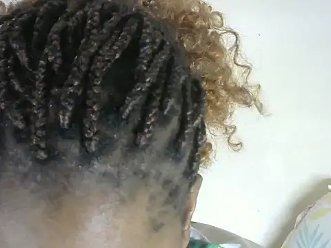 Pretty-emmie online show from 10-13-25, 09:37