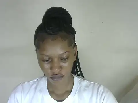 Pretty-emmie online show from 10-23-25, 06:17